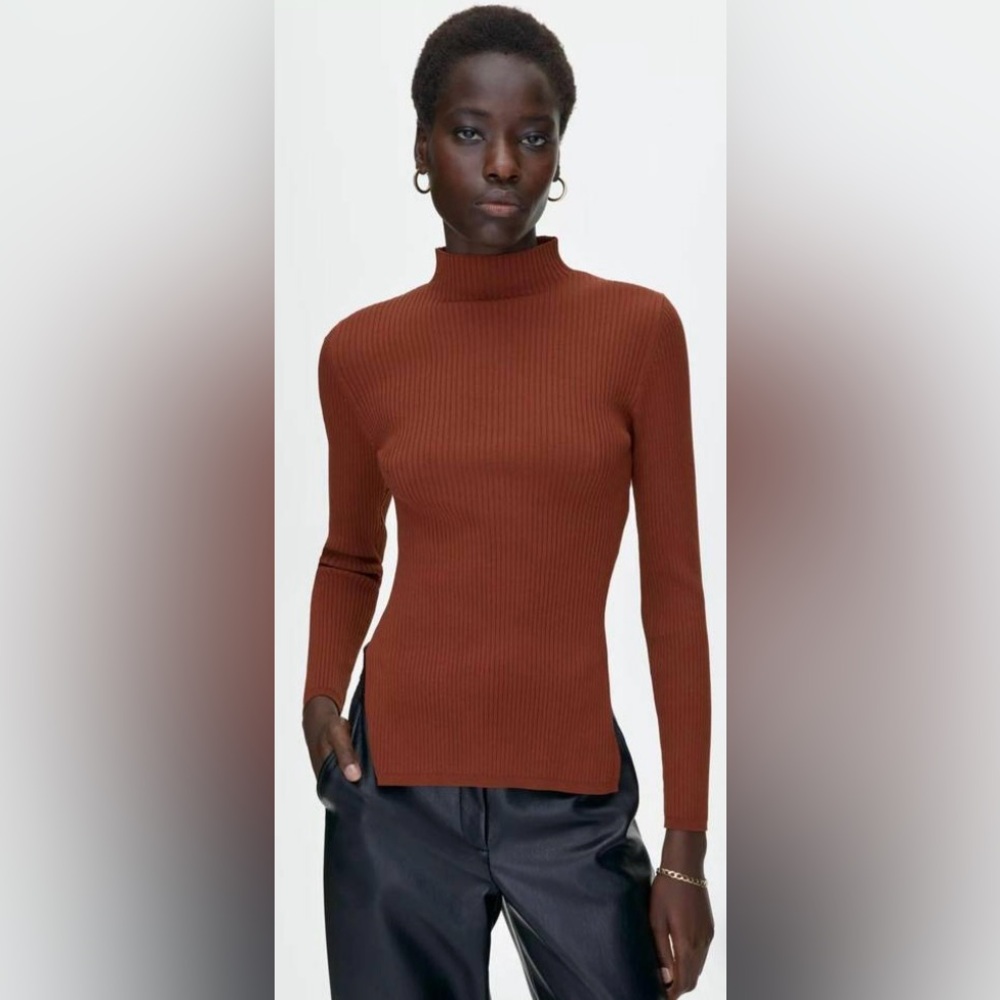 NWOT Aritzia Babaton Rich Copper Sculpt Knit Tie Back Long Sleeve. Size XXS